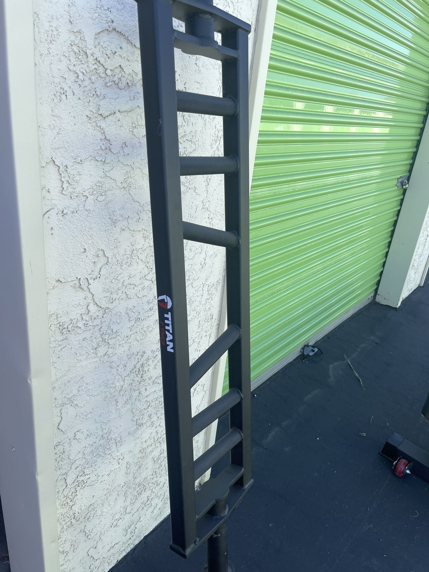 Titan Fitness Multi-Grip Barbell