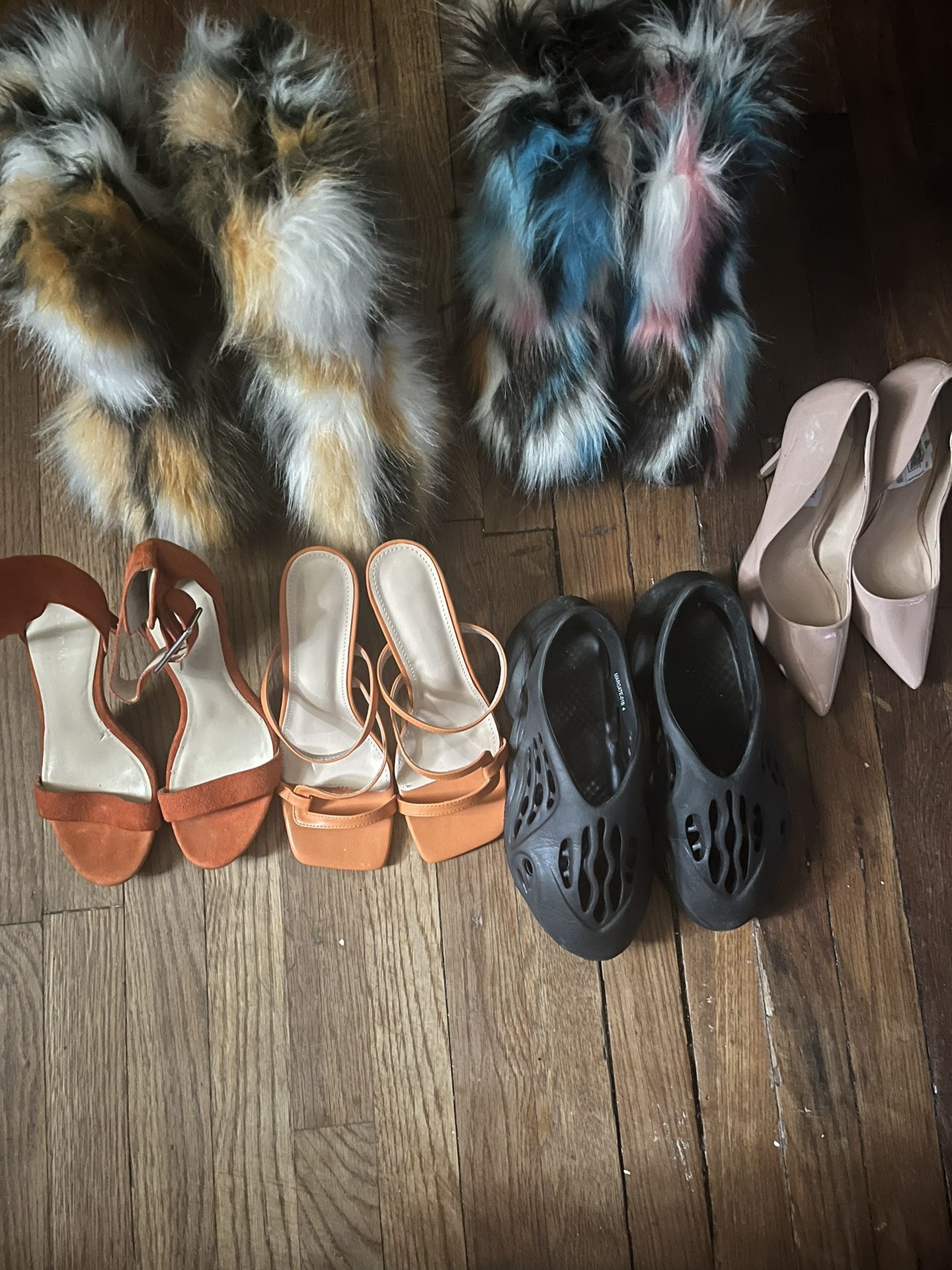 Boots Size 6 Heels Size 7 Blk Foam Slides Size 5 1/2