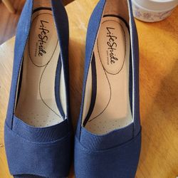 Life Stride Sola - Womens Shoe Sz 8.5 M Navy

