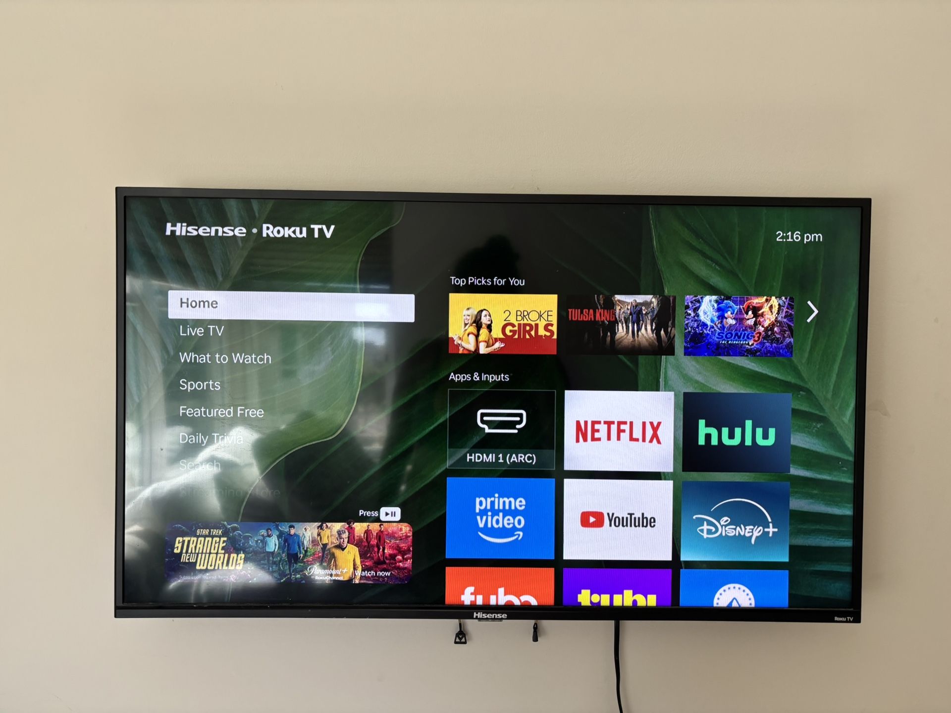 Hisense RokuTV Model 40H4+