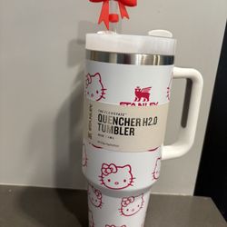 Stanley Hello Kitty Cup