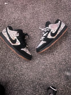 supreme dunks size 10