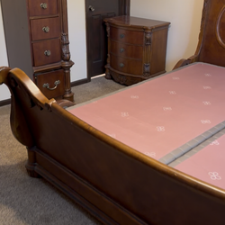 King bedroom set - 8 piece