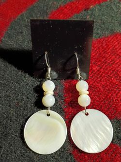 Shell earring