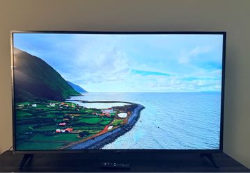 LG 4K UHD 55”