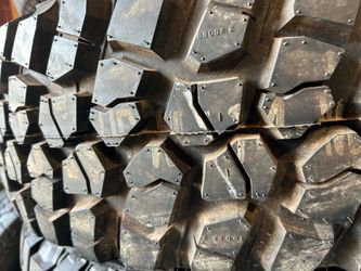 35X12.50R15