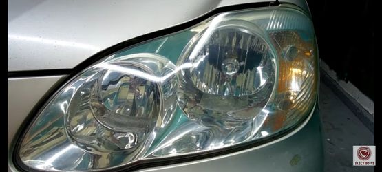Se Limpian Luces De Carro A $25 Las Dis De Enfrente 