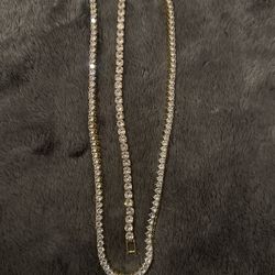 Woman’s Tennis Bracelet And Necked Set