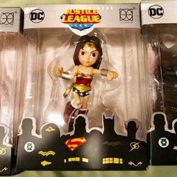 DC Comics: Justice League Minis