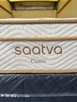 Like New! Twin XL Saatva Classic Firm Mattress - Delivery Available