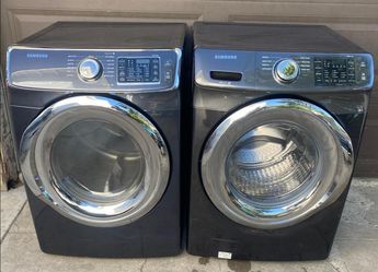 SAMSUNG VRT STEAM EXTRA LARGE HEAVY-DUTY FRONT LOAD WASHER AND GAS DRYER SET
