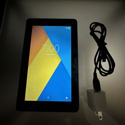 Amazon tablet (model: SV98LN) - With Charger Bundle - 5th Gen