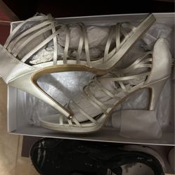 Chinesse Laundry Stilettos White satin