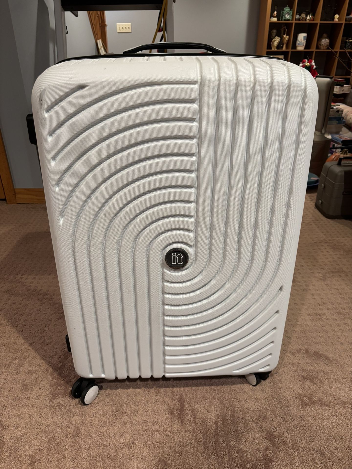 IT Luggage