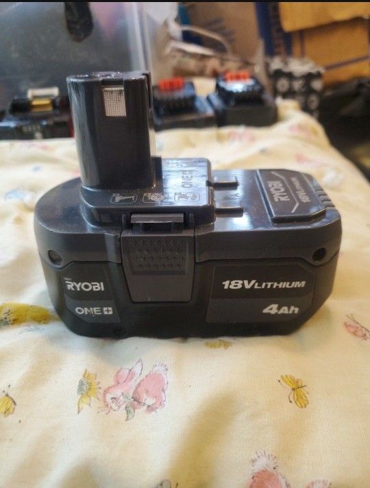 Ryobi Pbp005 One+ 18V 4.0 Ah Lithium-Ion Battery