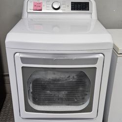 New (Open Box) LG  Front Load Gas Dryer