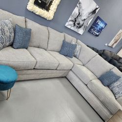 Lite Grey Sectional 