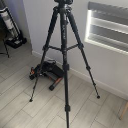 Tripod