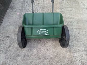 Scotts AccuGreen 1000 drop spreader
