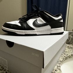 Nike Dunk Panda  Size 11 ⬇️