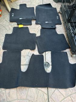 Lexus  Tx 350 Floor Meats 