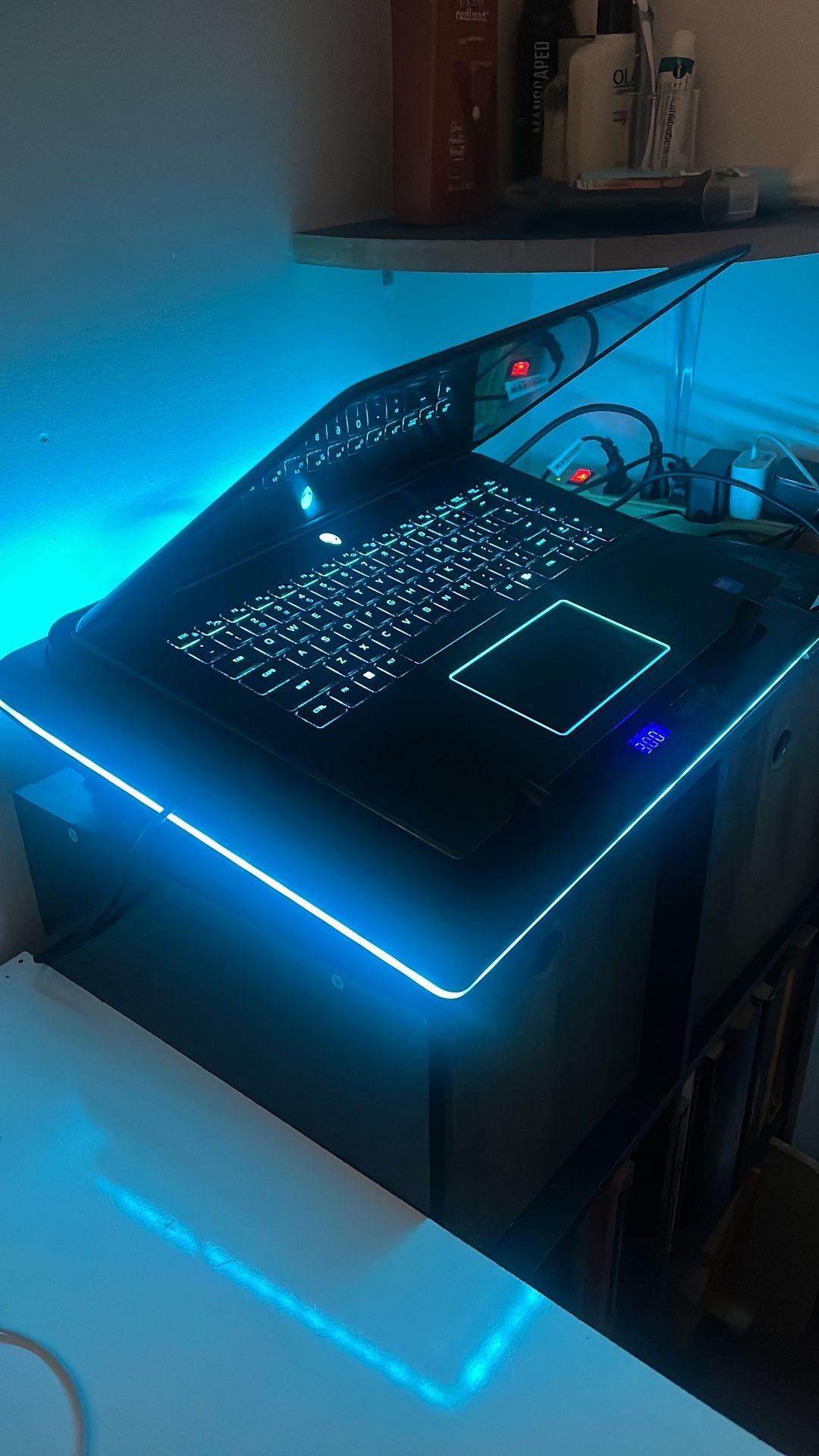 Gaming Laptop Alienware M16 R2