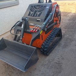 Skid Steer 2025