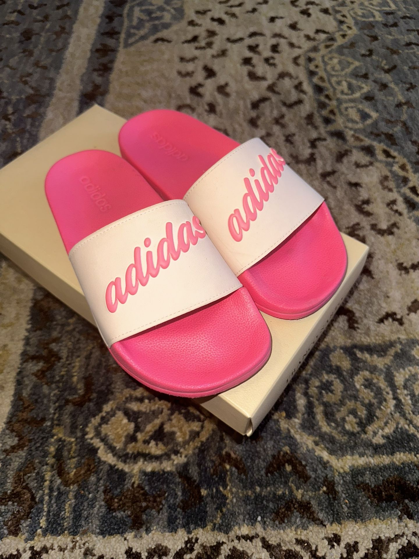 Adidas Slides Sz 7/8