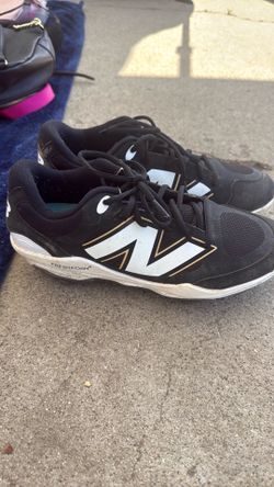 NB Men’s Baseball Cleats