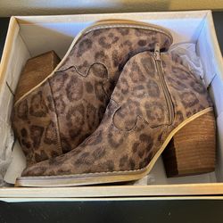 Women’s Leopard Print Ankle Boots Booties Size 9