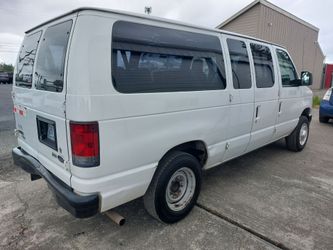 2011 Ford E-150