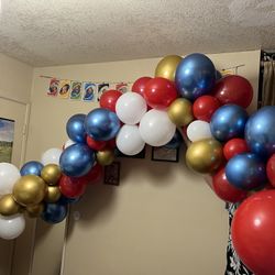 Balloon Garlands By Ashley 🎈
