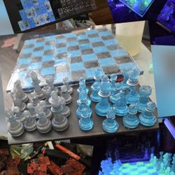 Custom Chess Sets/with Board & Custom Dominoe Sets