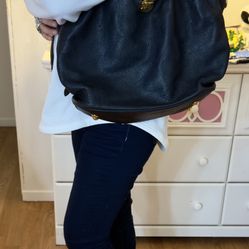 🤎Authentic Louis Vuitton Mahina Leather Monogram L Tote Bag 🤎