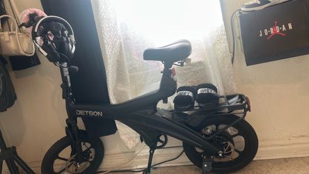 Jetson Bolt Pro e-bike — FOR PARTS / REPAIR - DOES NOT TURN ON