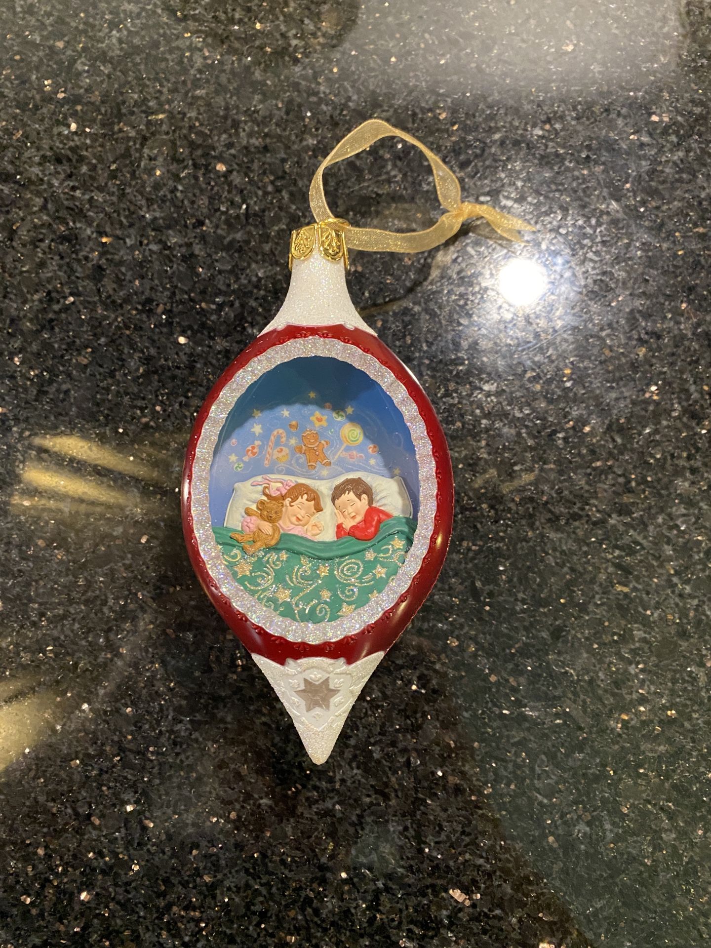 Hallmark Illuminations Ornaments 2005 “Sugarplum Dreams“
