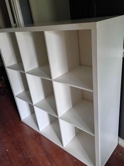 Slot cabinet