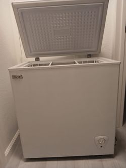Compact Freezer