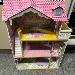 Free Doll House