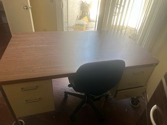 Office desk and chair