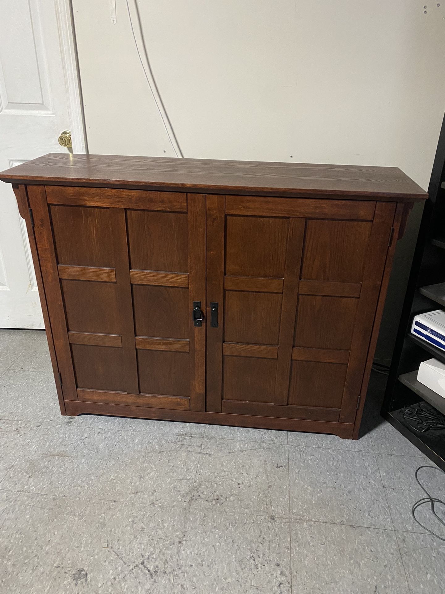 60 bottle wine and liquor Wooden storage cabinet