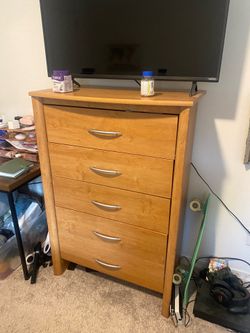 Dresser