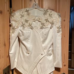 Beautiful Off White Two Piece Skirt Suit