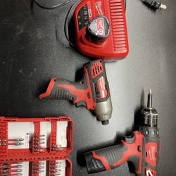 Milwaukee M12 Driver and impact Combo 