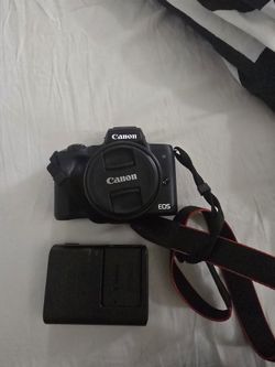 Eos M50 Mirrorless Camera