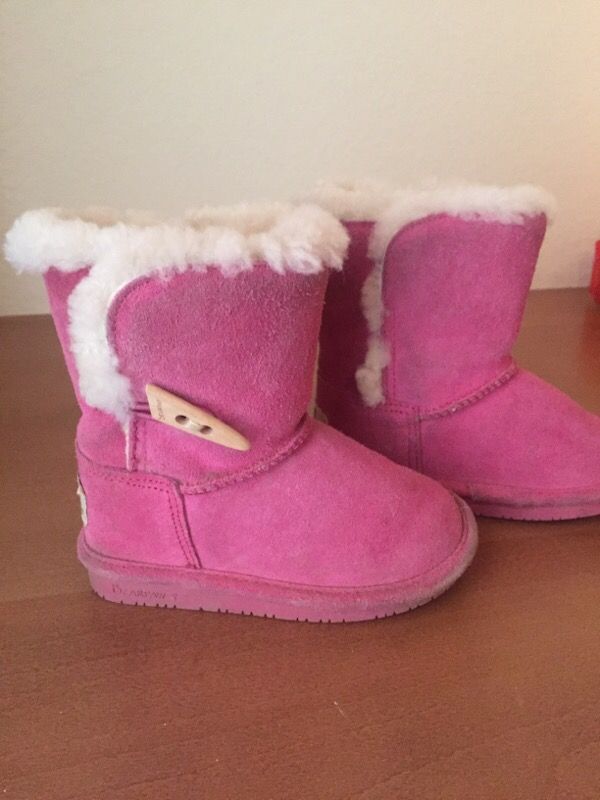 Bear Paw ugg boot style size 9 Toddler
