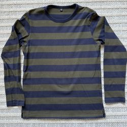 Uniqlo Sweatshirt 