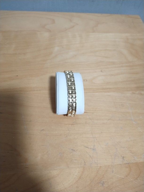 Adjustable Gold Buckle 