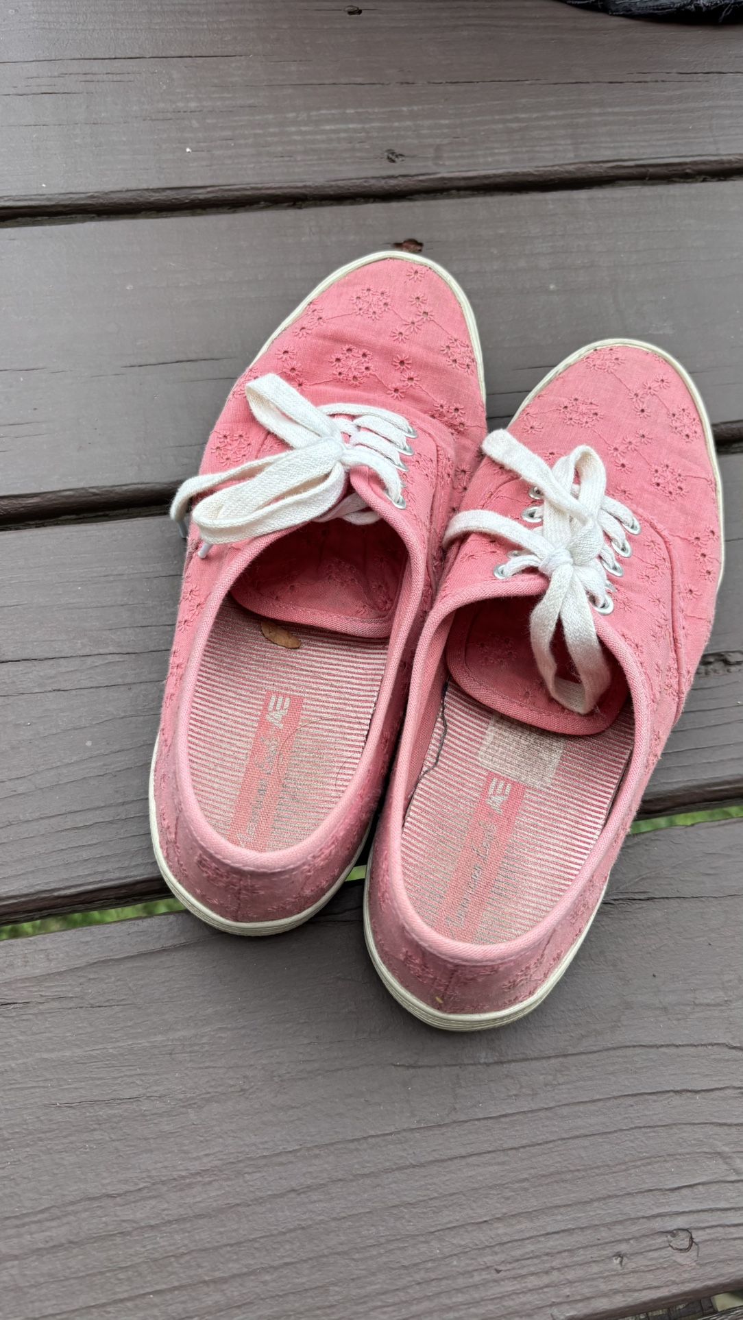 Womens Shoes