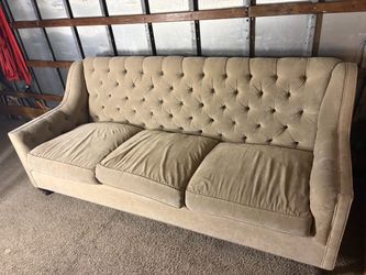 Tufted Velvet Sofa Beige 3-Seater